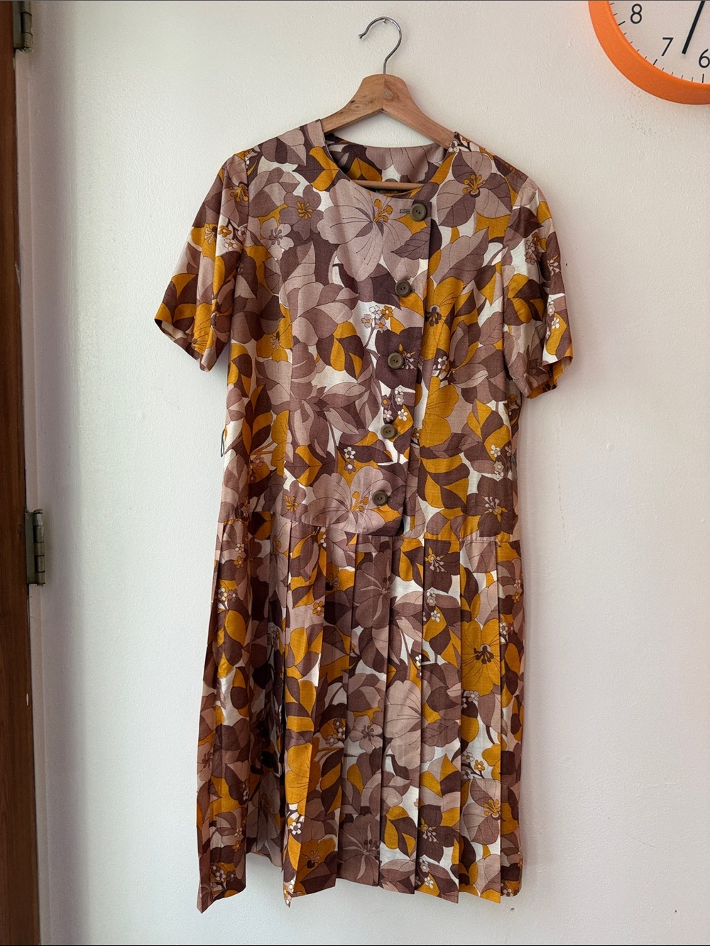 Vintage Floral Button-Front Brown & Mustard Short-Sleeve Dress